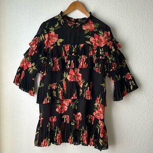 FOREVER 21 Floral Ruffle Dress Size M